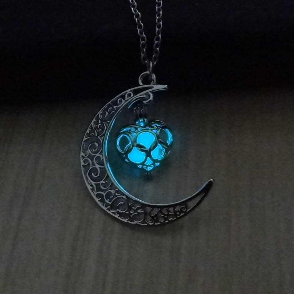 Silver-Plated Glowing Pendant Necklace