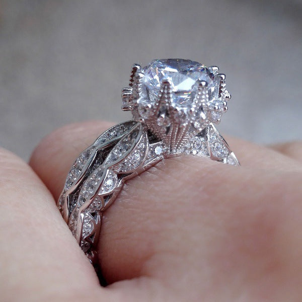 Elegant Zircon Alloy Ring – Shiny Electroplated Fashion Ring for Women