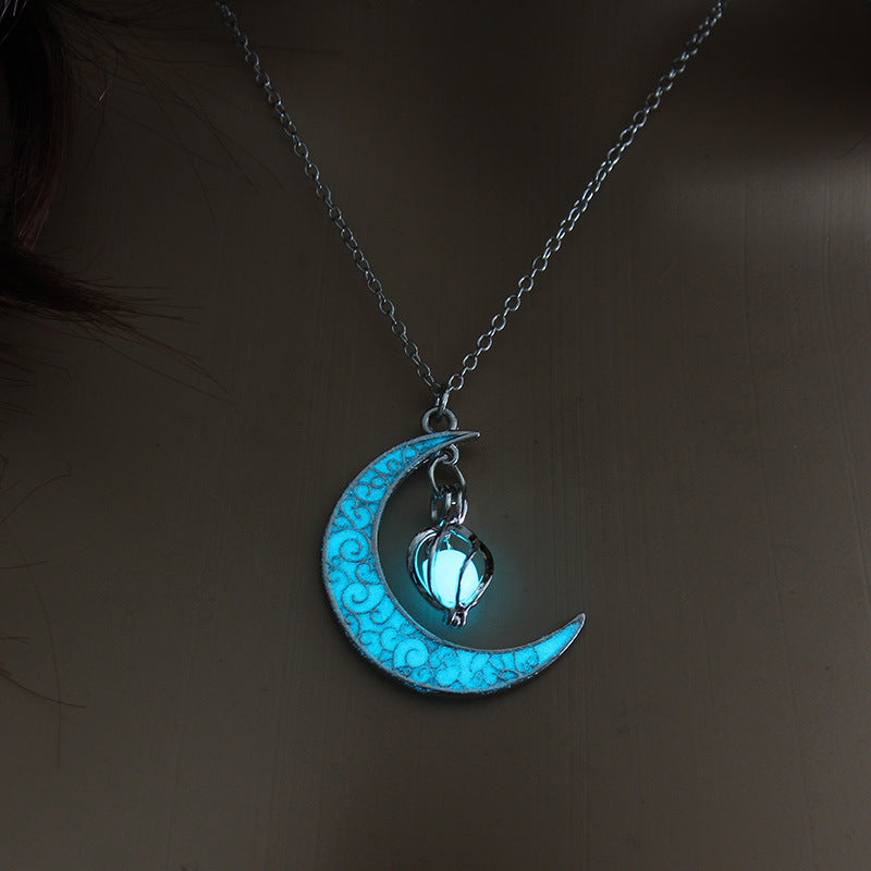 Silver-Plated Glowing Pendant Necklace