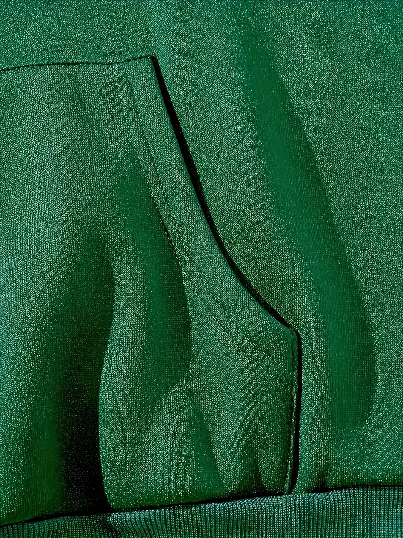 Stylish Dog Mom Print Hoodie - Fashion Hoodies for Women with Casual Long Sleeve, Drawstring, and Pocket - Soft Sweatshirt for Everyday Wear