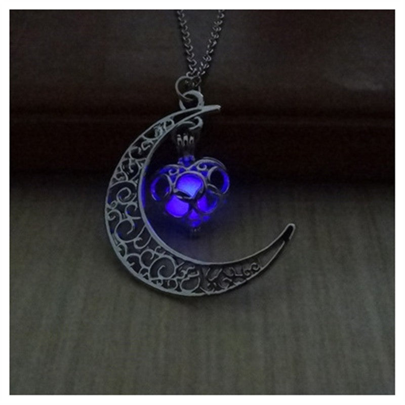 Silver-Plated Glowing Pendant Necklace