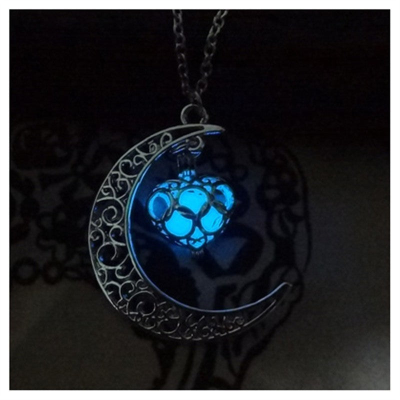 Silver-Plated Glowing Pendant Necklace