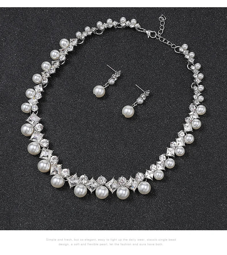 New pearl gemstone jewellery woman necklace set for women jewelry sets light luxury Women's earrings lock bone chain alloy