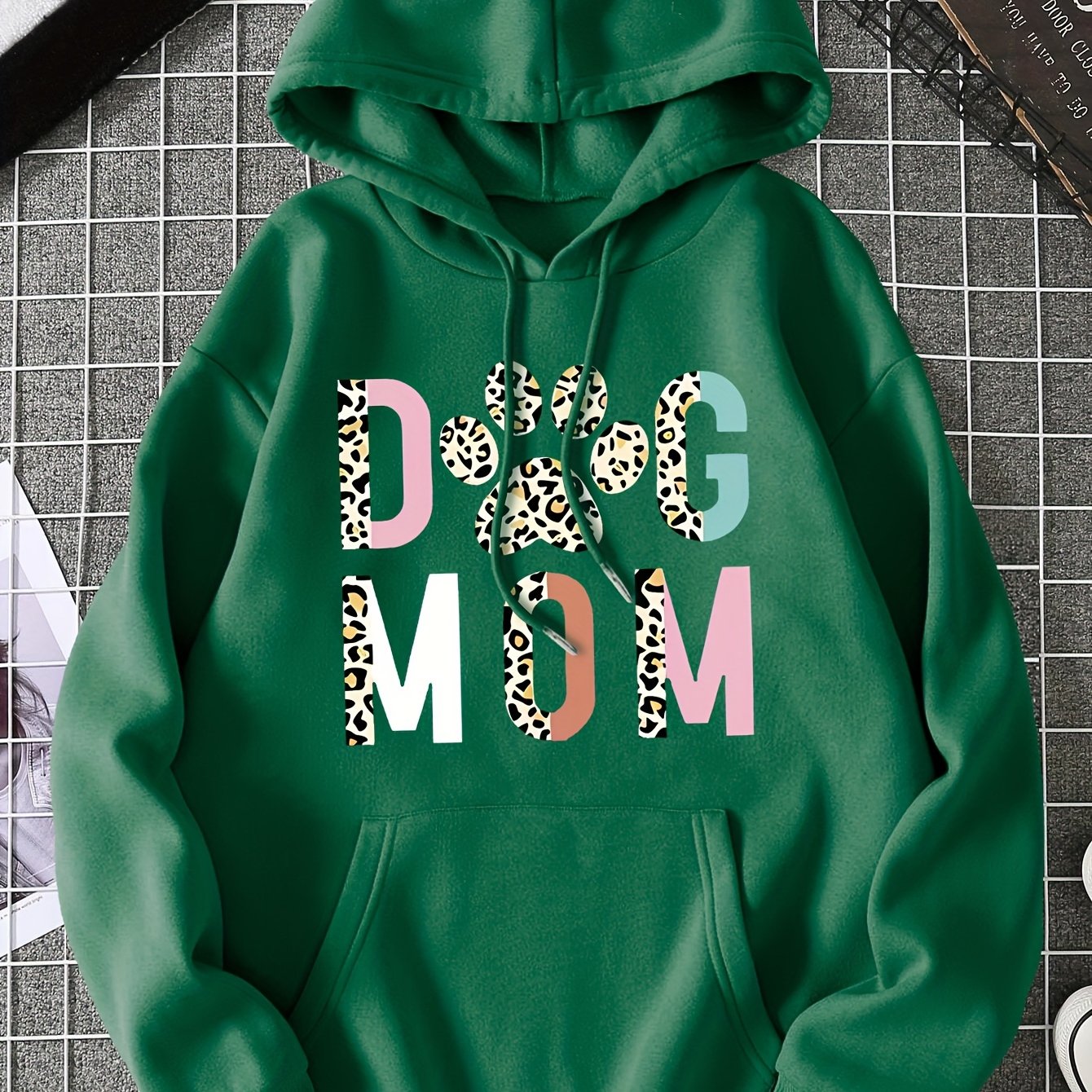 Stylish Dog Mom Print Hoodie - Fashion Hoodies for Women with Casual Long Sleeve, Drawstring, and Pocket - Soft Sweatshirt for Everyday Wear